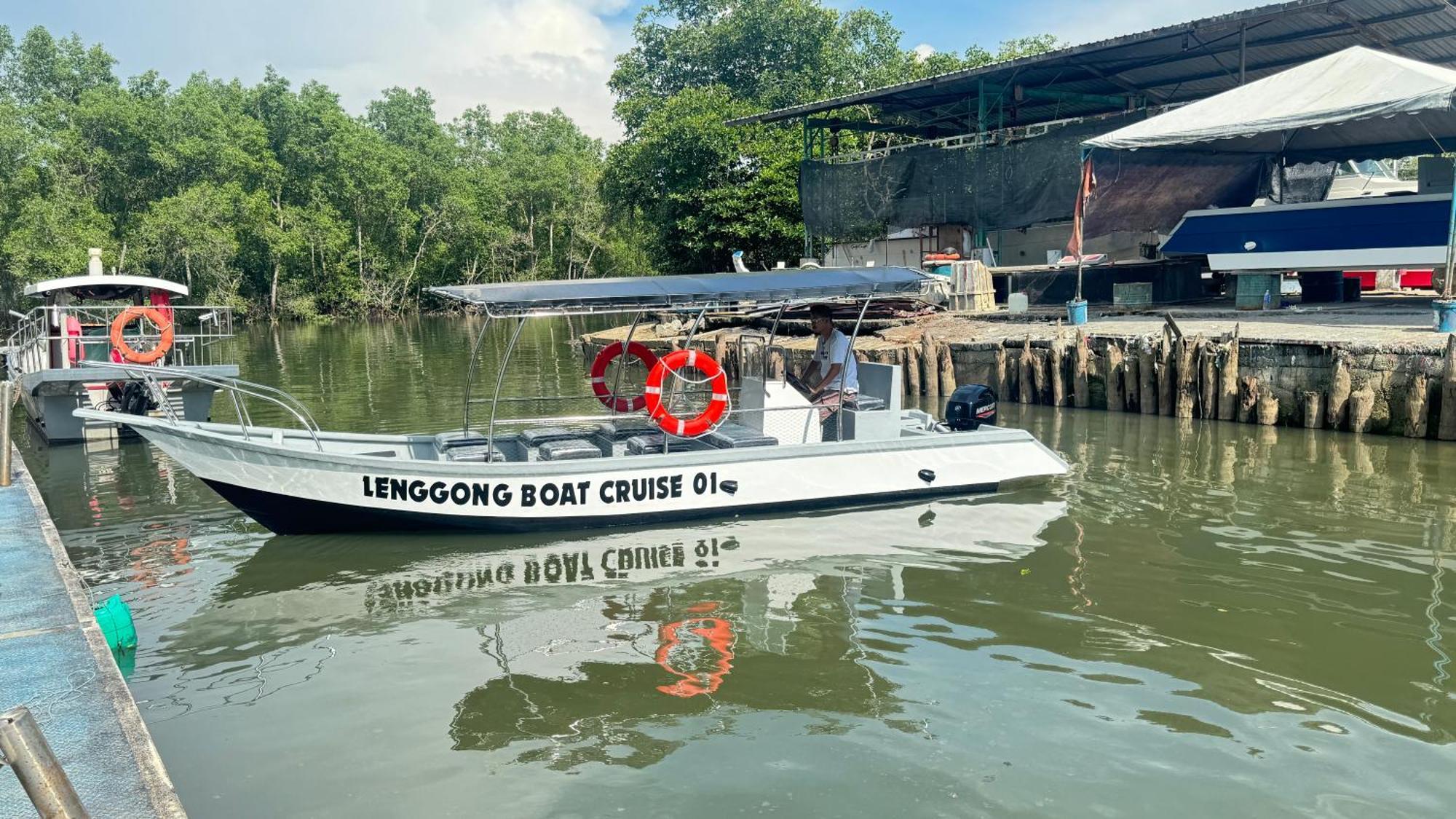 Branda Kampung Sumpitan Lenggong Tiada Sungai Hotel Kampong Ulu Jepai Eksteriør billede